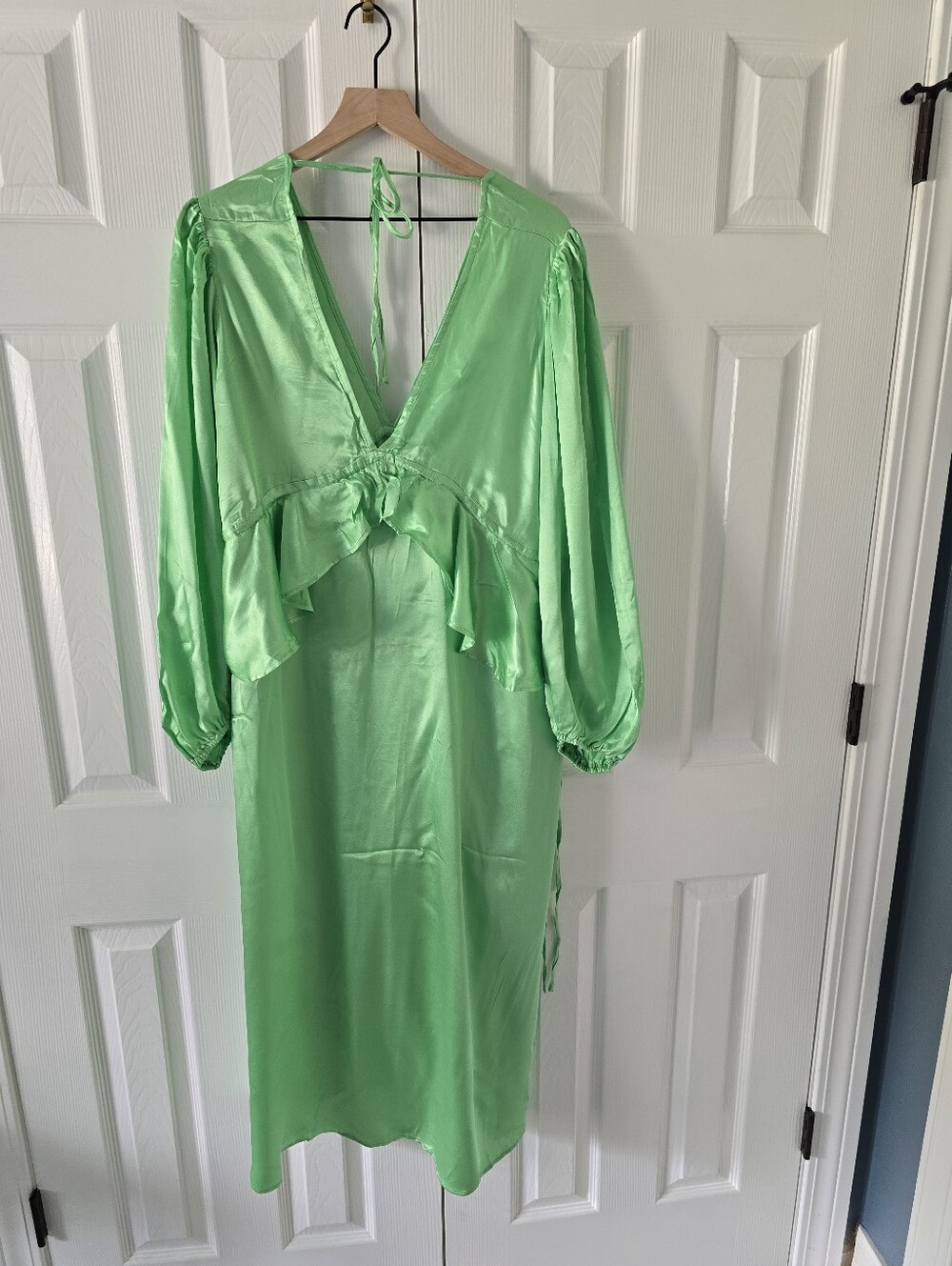 Topshop Satin Tie-Front Maternity V-Neck Long Sleeve Midi Dress in Lime Green